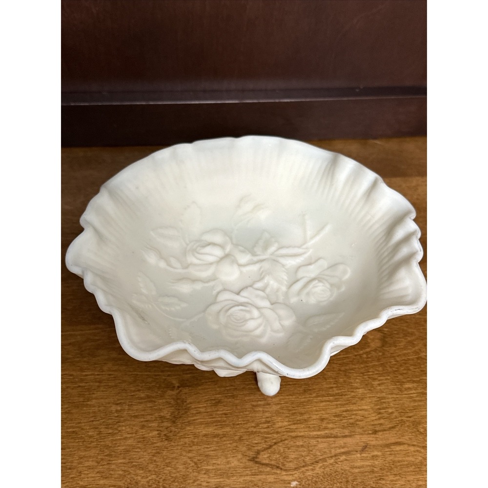 Custard Satin Imperial Glass Footed Bowl Ruffled Edge Rose Pattern Vintage